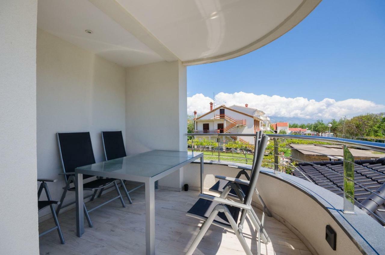 Apartments Zorka Lopar Exterior photo